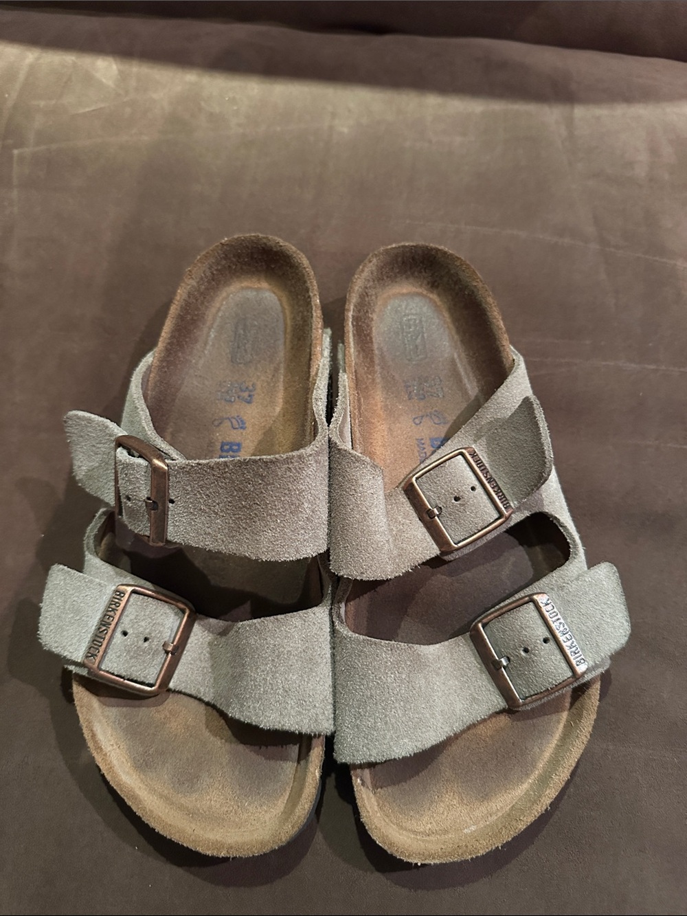 Birkenstock Arizona Suede in Taupe Gray